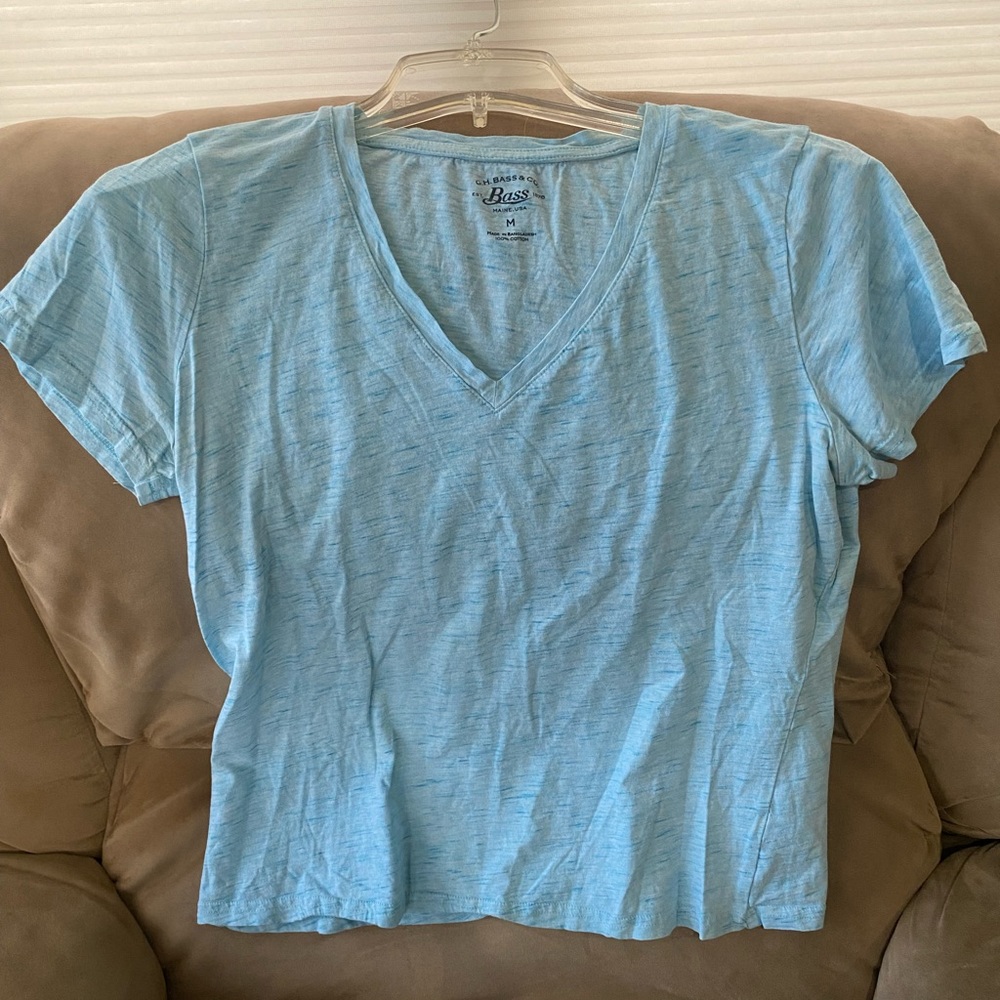 Blue short sleeved v-neck t-shirt